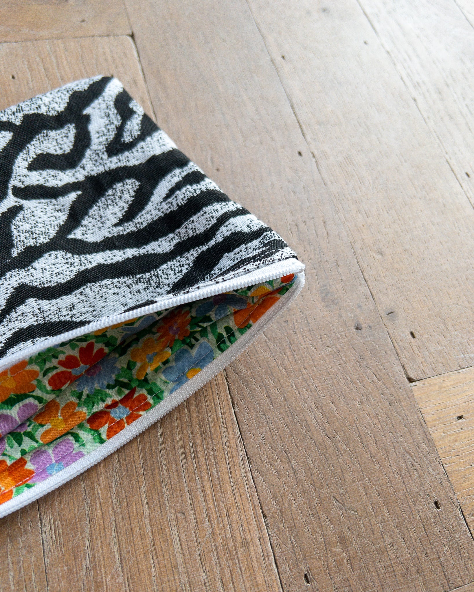 Debby Zebra | Handmade etui