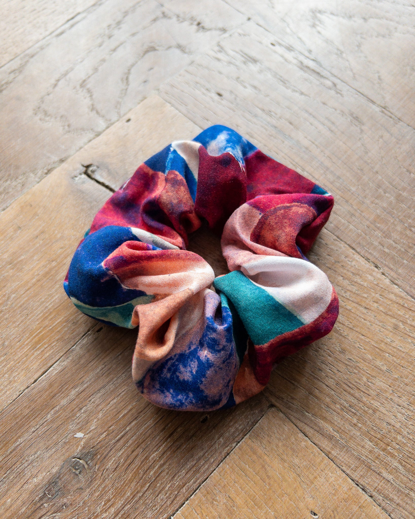 Scrunchie gouache