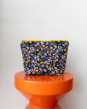 Projectbag/toilettas midi  | Lila madelief