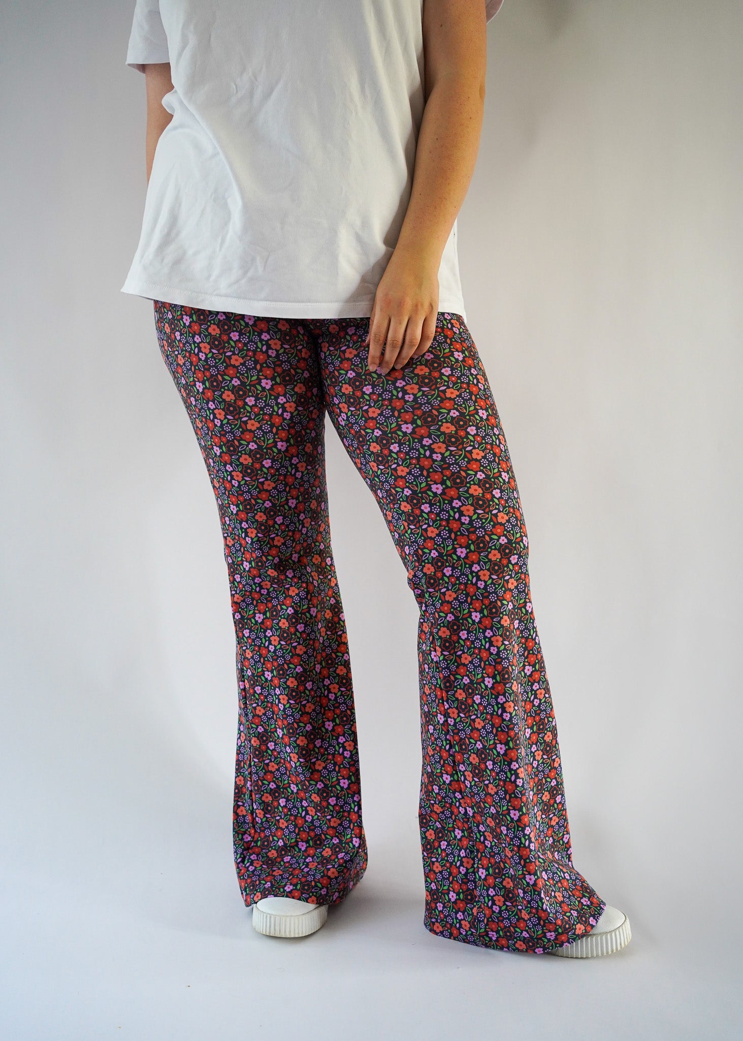 Flared Kaat | Navy bloemen
