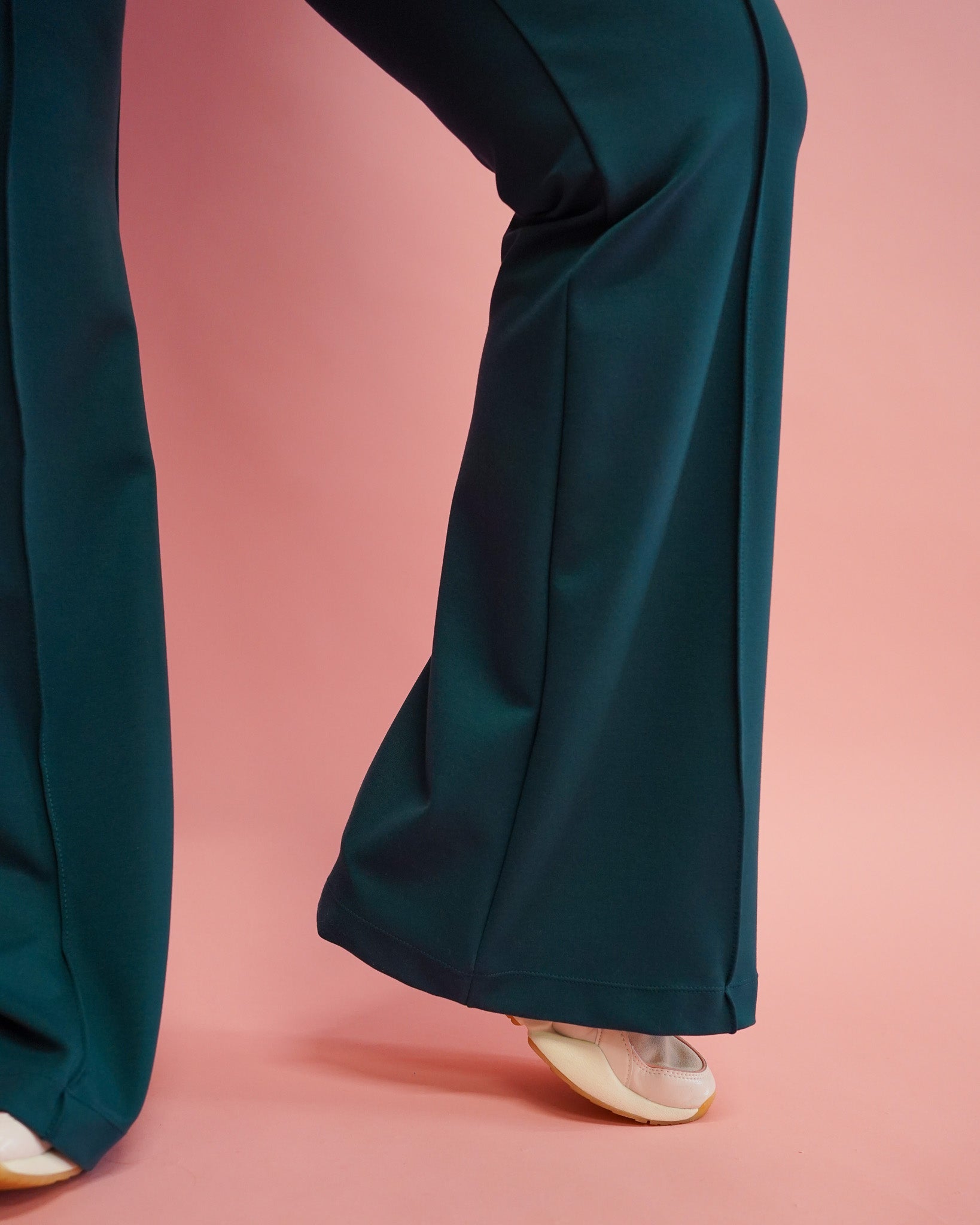 Lou Flared | Petrol