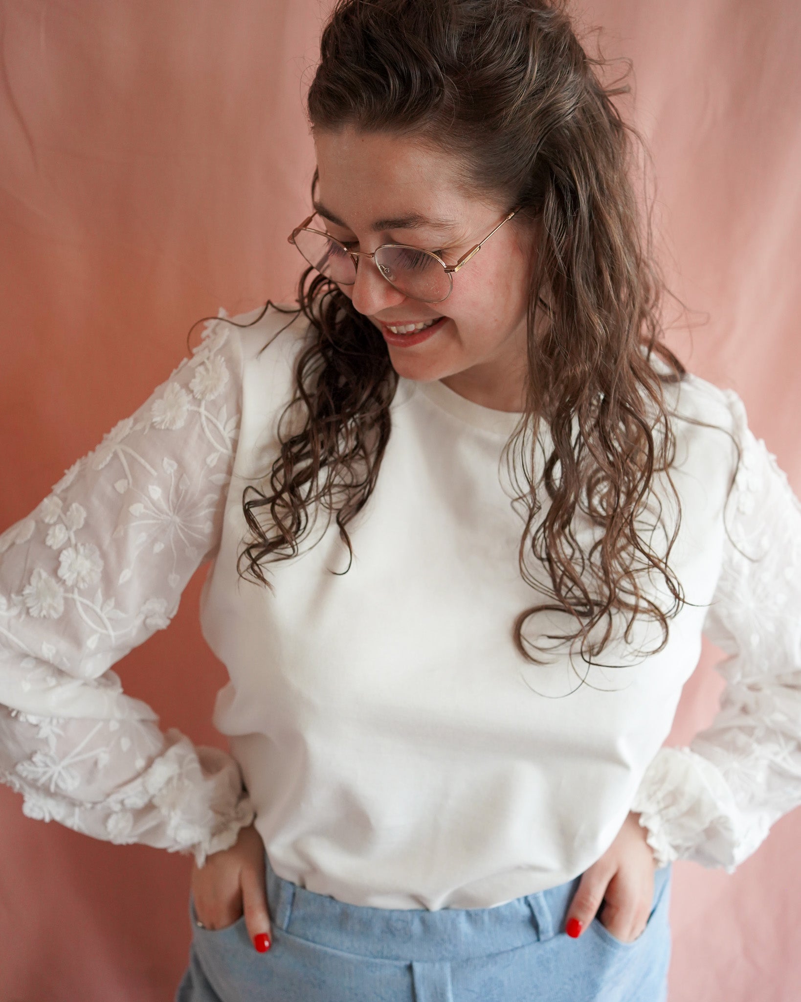 Vicky (white flowers) top