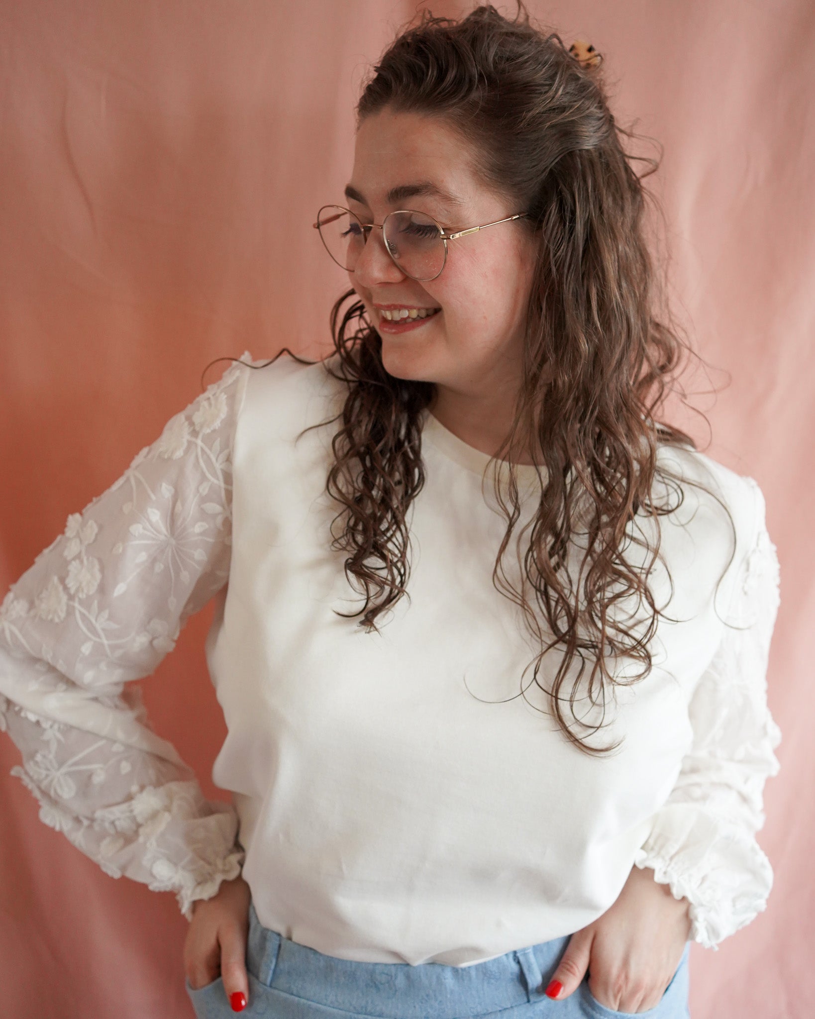 Vicky (white flowers) top