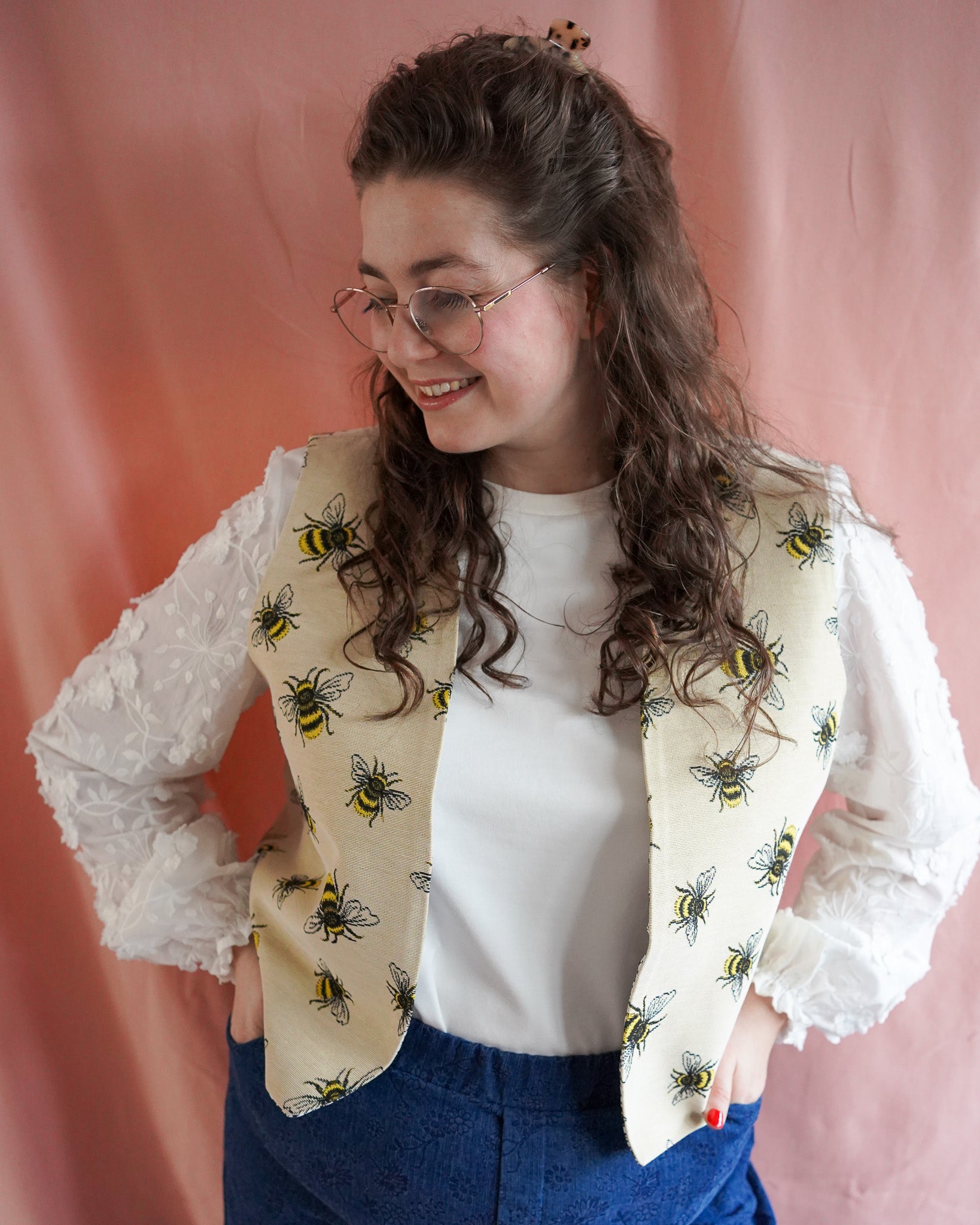 Bee gilet