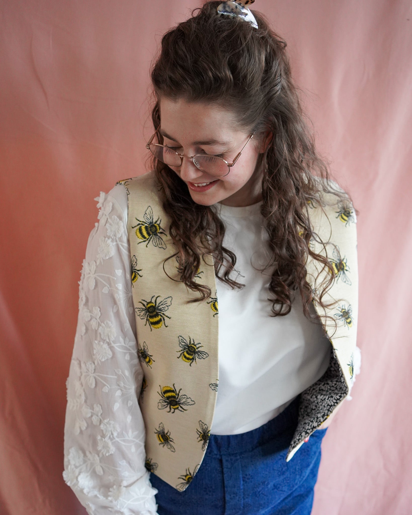 Bee gilet