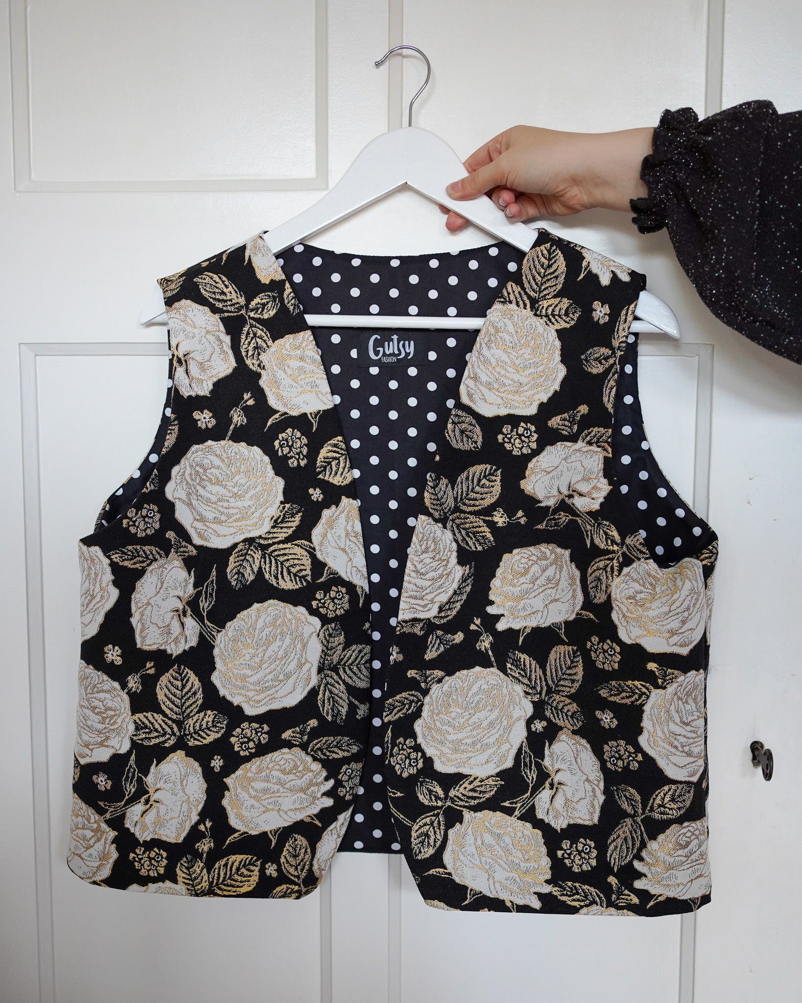 Rose handmade gilet