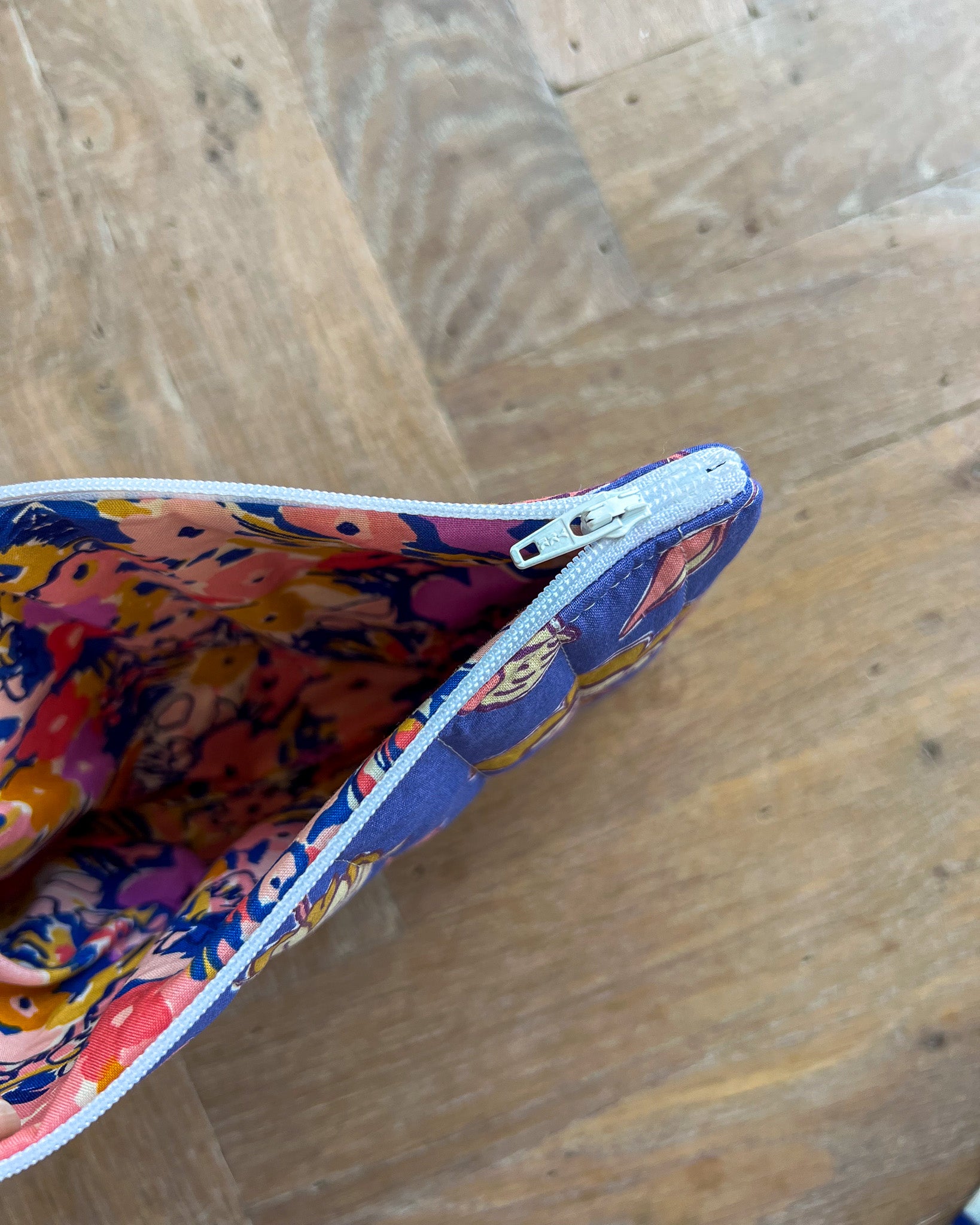 Etui | Purple flowers