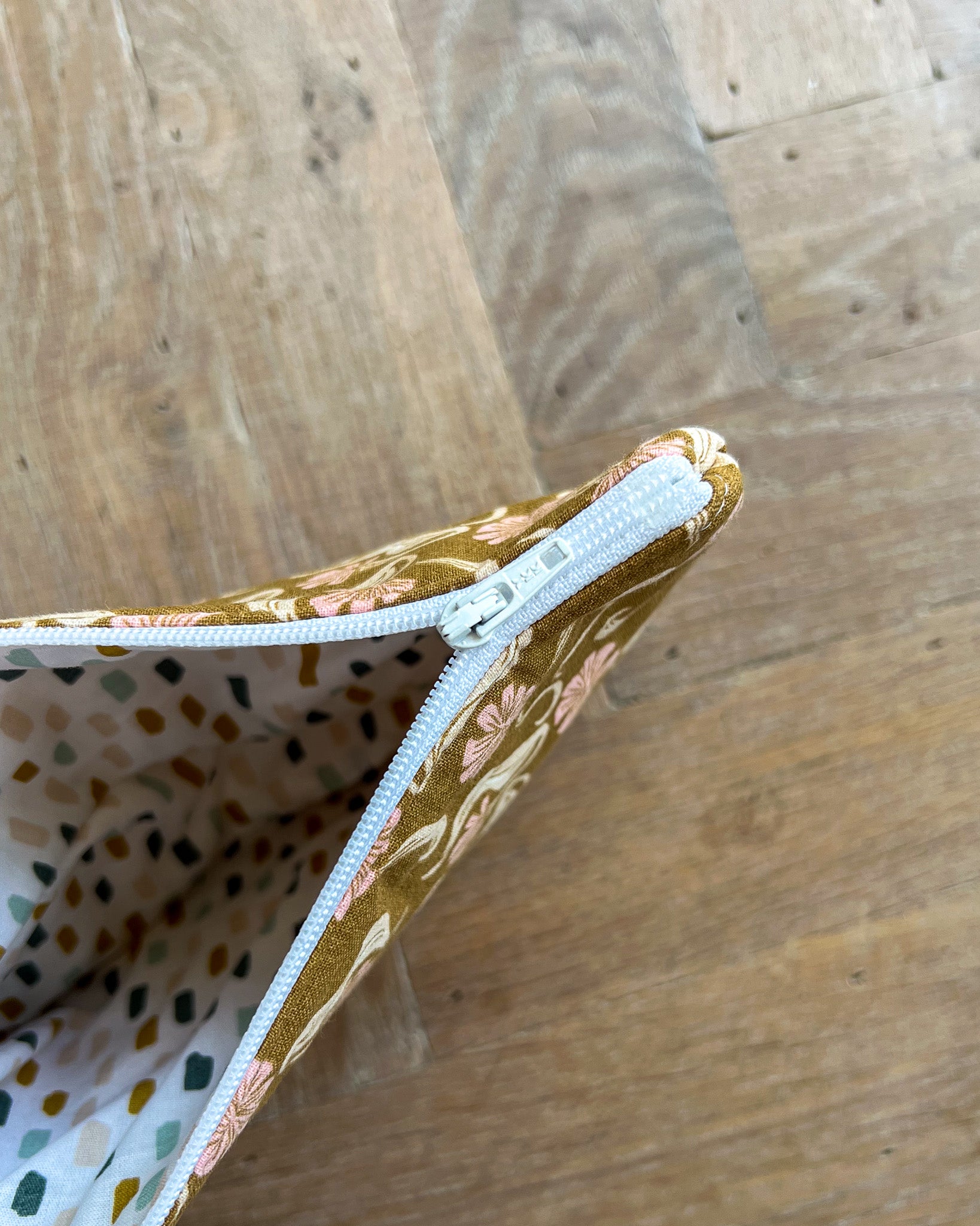 Etui | Oker swirls