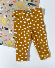 Newborn broekje oker stip