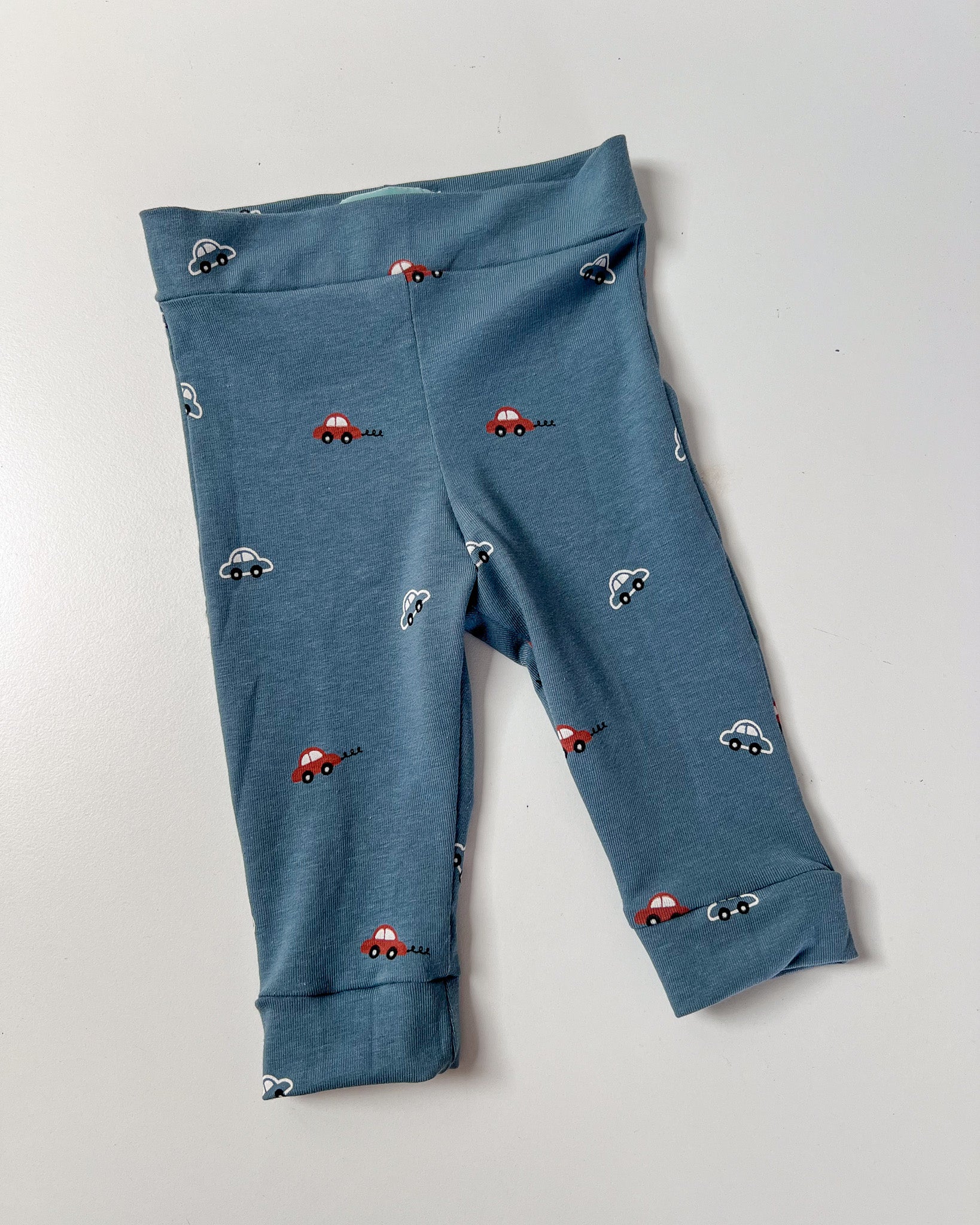 Newborn broekje cars