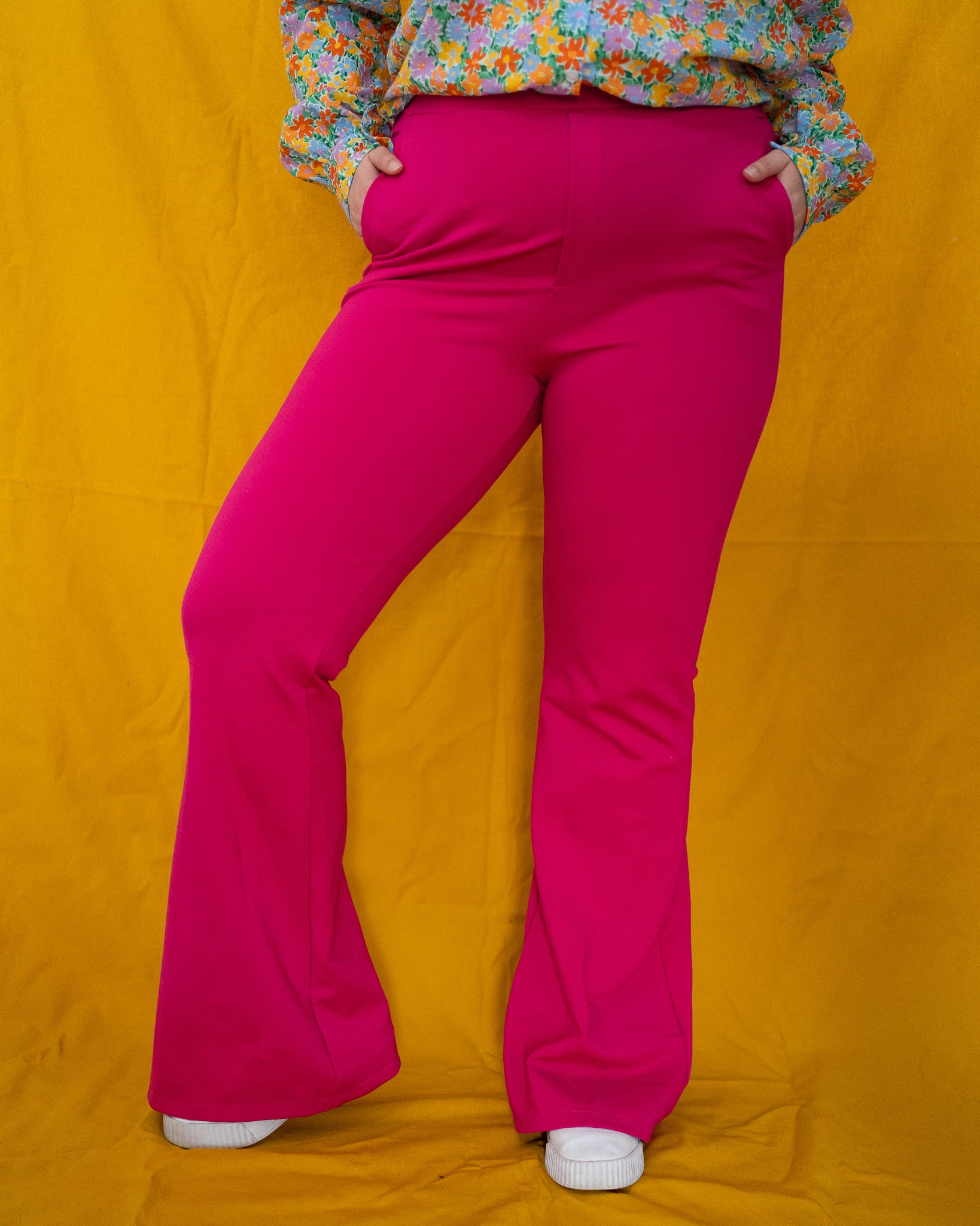 Lizz (pink) flared pull-on pantalon