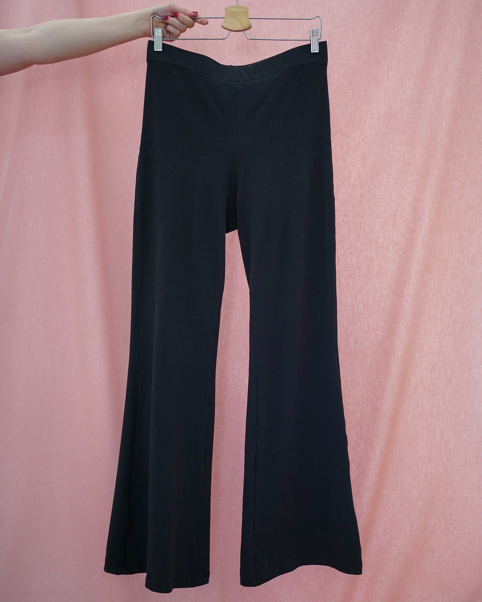 Noor (zwart) Flared pants